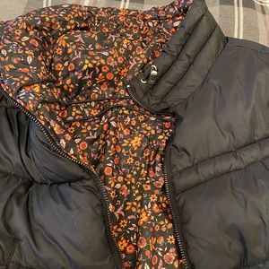 AE reversible puffer jacket